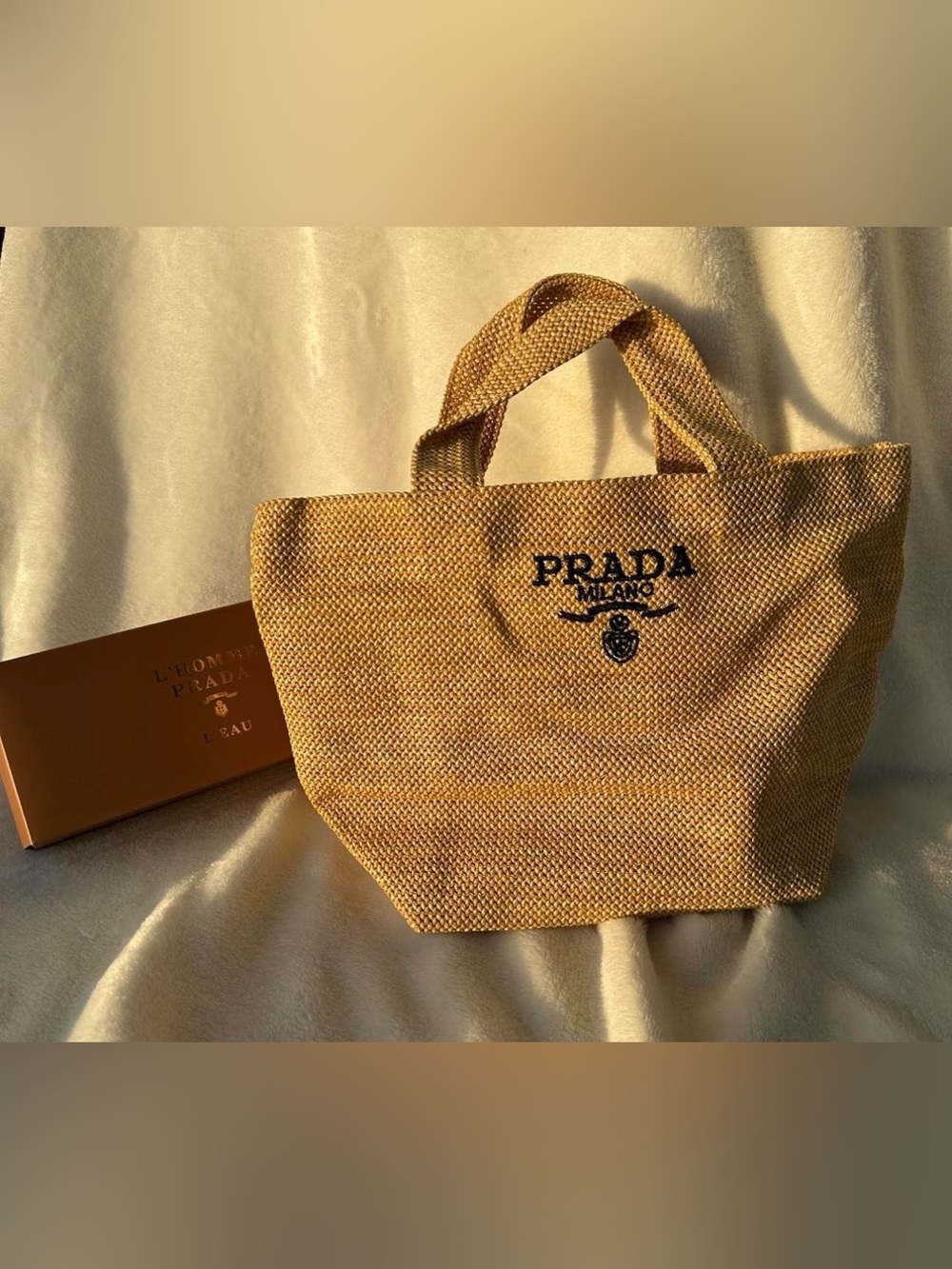Prada Milano✨🤎💛 GWP Yellow Woven Logo Tote - Picture 7 of 8